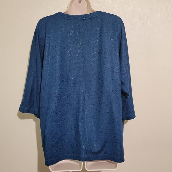 Weekends by Chico's 1/2 Sleeve Top - Picture 2 of 3